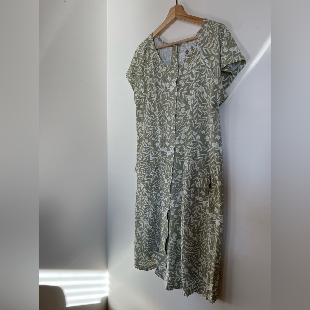 NWOT Kindred Bravely Universal Labor and Delivery Gown Small/Medium/Large